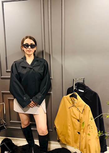 Siyah Yüksek YakalıTrenç Ceket - Görsel 2