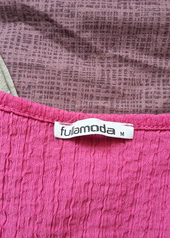 Bershka Üçü birlikte satılıktır