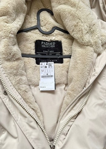 Stradivarius Beyaz Kürklü Kadın Kışlık Mont