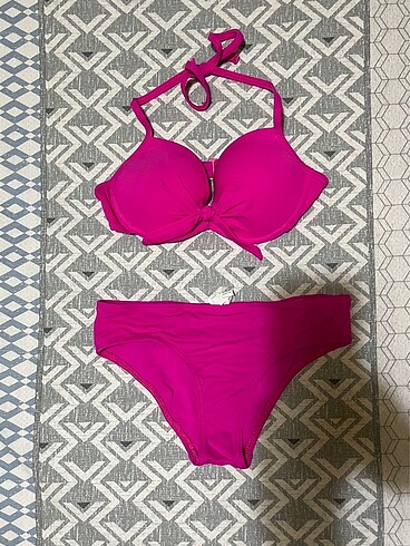 Pembe bikini takım