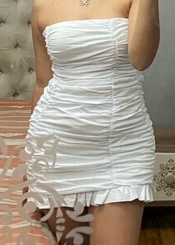 Beyaz Drapeli Mini Straplez Elbise - Görsel 3