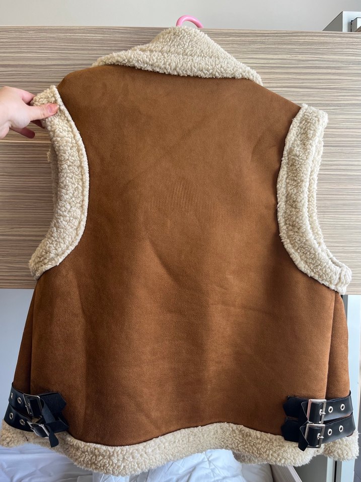 Kahverengi Yelek - Görsel 2