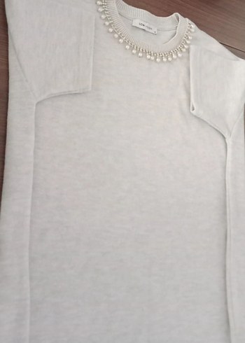 Boncuk Kolye Detaylı Kadın Bluz - Görsel 3