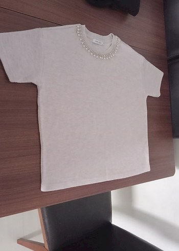 Boncuk Kolye Detaylı Kadın Bluz - Görsel 4