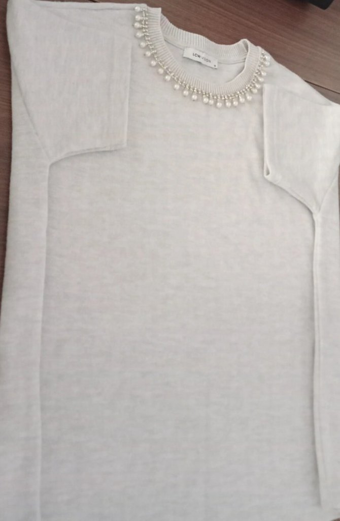 Boncuk Kolye Detaylı Kadın Bluz - Görsel 3