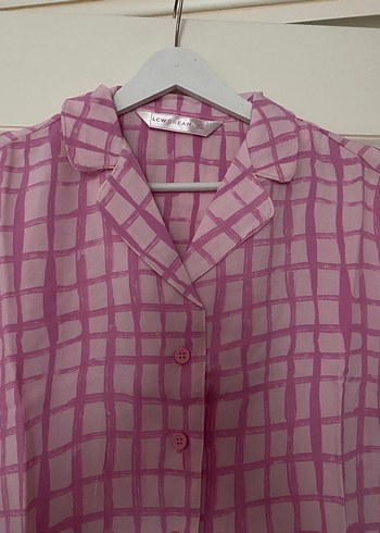 LC Waikiki Pembe Kare Desenli Şortlu Pijama Takımı
