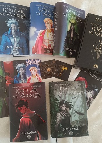 Lordlar ve Varisler / Krallar ve Soytarıları (ciltli,imzalı)