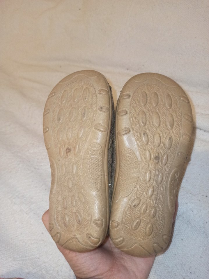 Gezer 23 Numara Bebek Ayakkabısı (Race Yazılı  Kullanılmış) - Görsel 2