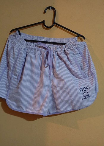 Mor Çizgili Mini Şort - Görsel 2