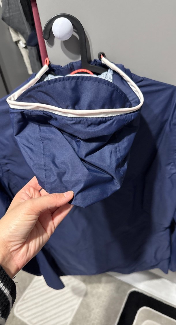 Unısex Lacivert Kapüşonlu Fermuarlı Yağmurluk - Görsel 4