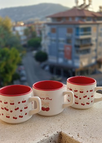 Kırmızı Kiraz Desenli Seramik Kupa - Görsel 2
