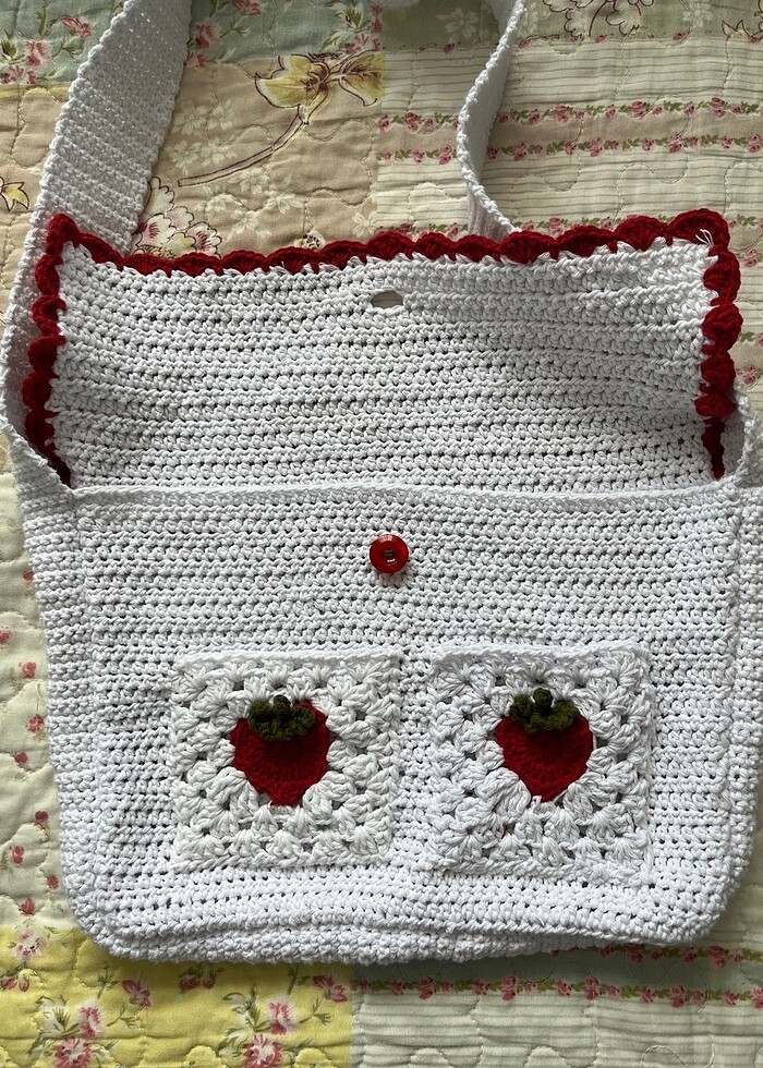 örgü çilek postacı çanta - Görsel 2