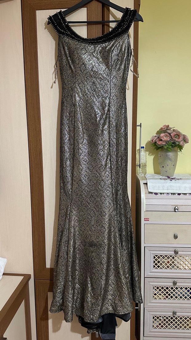 Kuyruklu abiye - Görsel 2