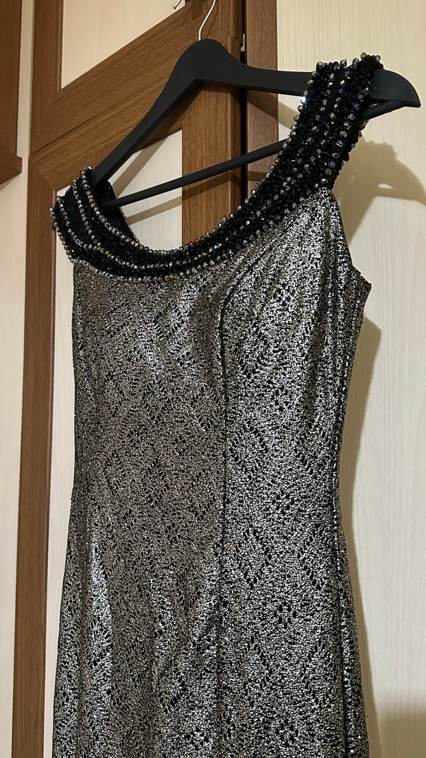 Kuyruklu abiye - Görsel 4