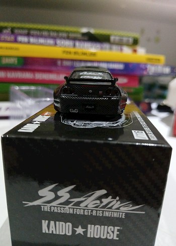 mini gt nissan skyline r33 carbon