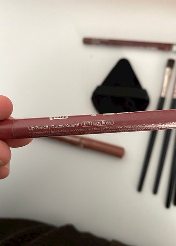 Makyaj Seti ve Fırçalar - Görsel 3