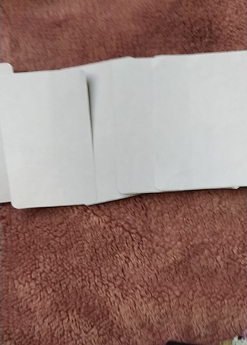 hazır kesilmiş kpop photocard - Görsel 2