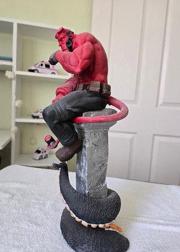 Hellboy 3d 45 cm - Görsel 3