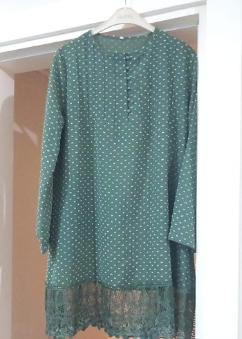 Bohem V Yaka Düğmeli Midi Tunik