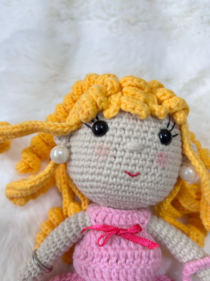 Renkli El Örgüsü Bebek ve Aksesuarları - Görsel 4