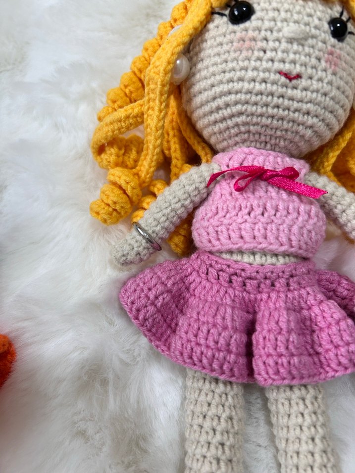 Renkli El Örgüsü Bebek ve Aksesuarları - Görsel 5