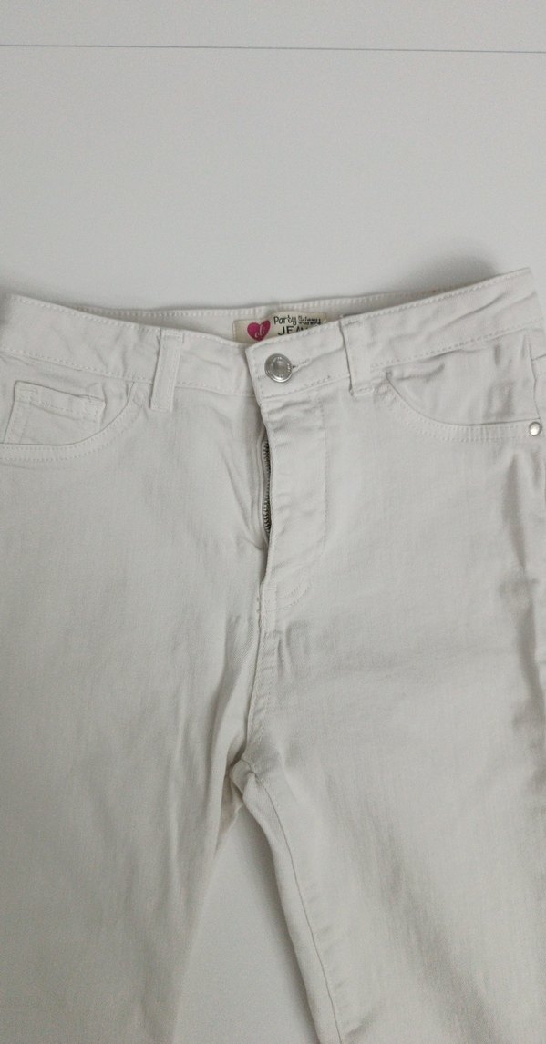 Beyaz Dar Pantolon - Görsel 2