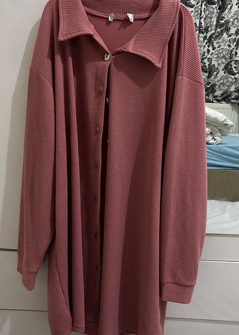 Pembe Düğmeli Kadın Uzun Kollu Gömlek - Görsel 2