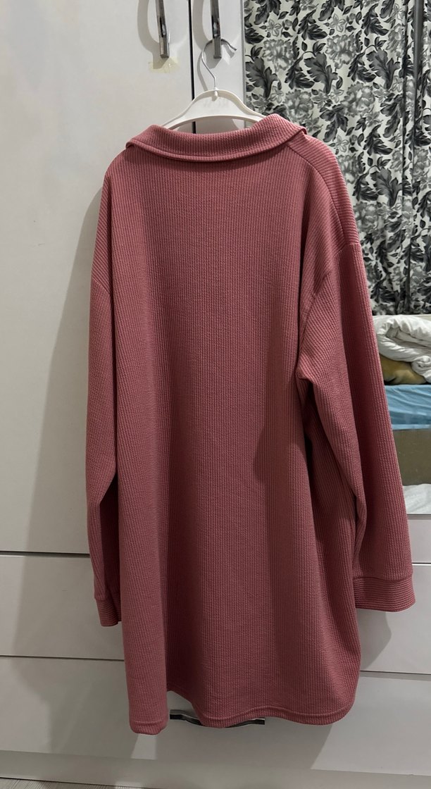 Pembe Düğmeli Kadın Uzun Kollu Gömlek - Görsel 5