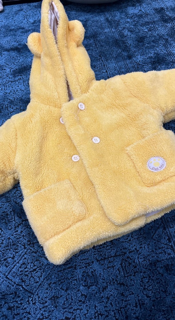 Sarı Kapüşonlu Erkek Çocuk Kürklü Mont - Görsel 3