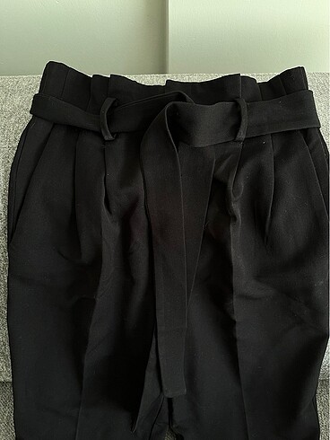 H&M H&M HAVUÇ KESİN PANTALON