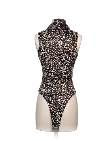 36 Beden Primark Bluz %70 İndirimli.
