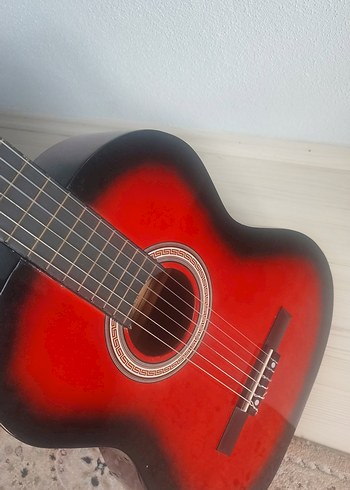 castilla kırmızı elektro gitar - Görsel 3