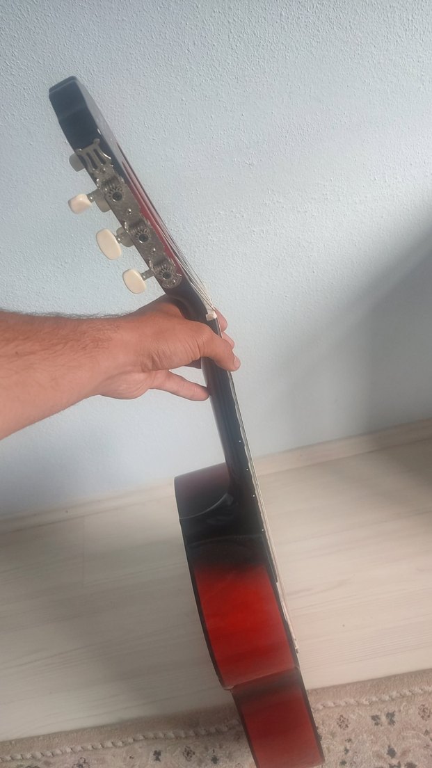 castilla kırmızı elektro gitar - Görsel 5