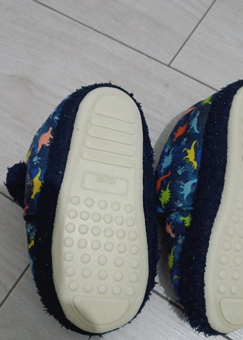 Renkli Bağcıklı Erkek Çocuk Ev Terliği - Görsel 5