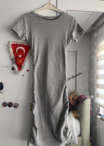 Gri Kısa Kollu Midi Elbise
