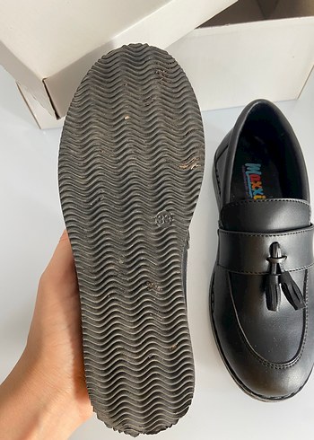 Siyah Püsküllü Erkek Çocuk Özel Ayakkabı - Görsel 4