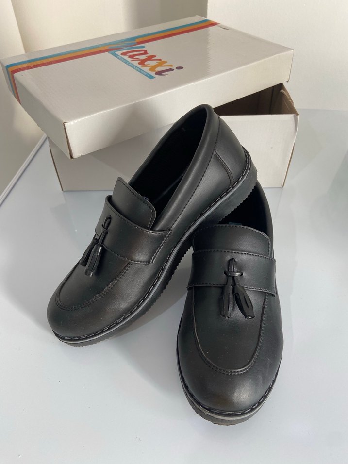 Siyah Püsküllü Erkek Çocuk Özel Ayakkabı - Görsel 3