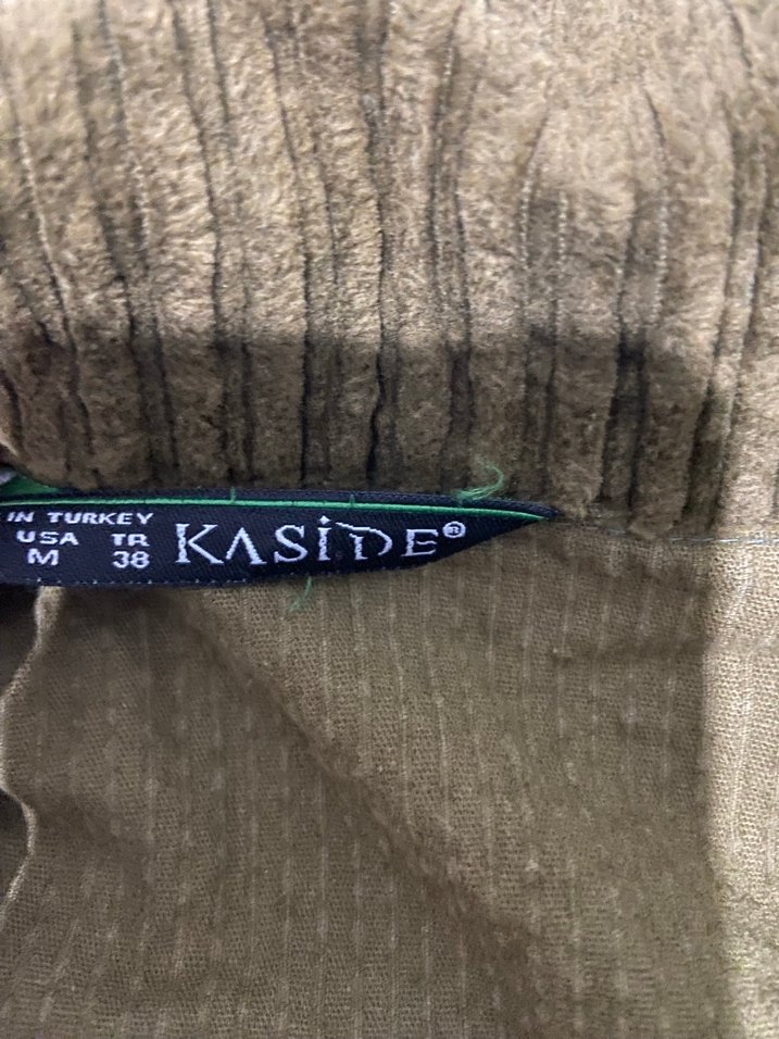 Düğmeli Kahverengi Kadife Uzun Kollu Gömlek - Görsel 3