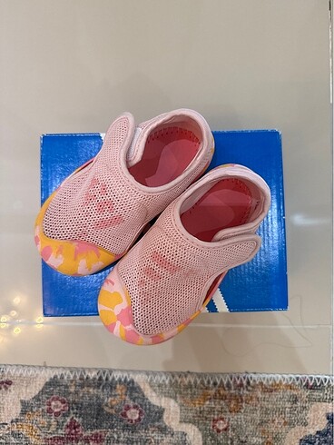24 Beden pembe Renk Adidas Bebek Ayakkabısı