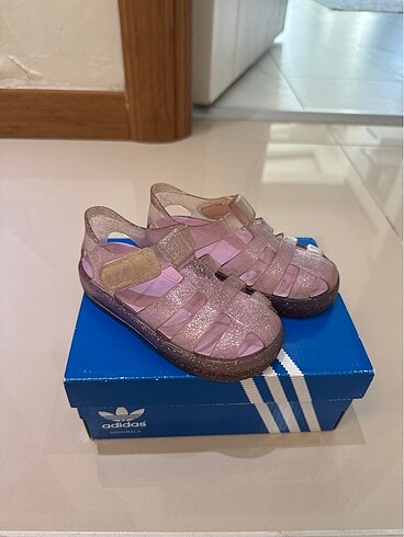 İgor Kız bebek sandalet