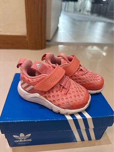 Adidas kız bebek spor ayakkabı