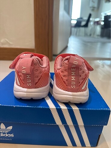 19 Beden pembe Renk Adidas kız bebek spor ayakkabı