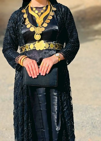 siyah yöresel takım