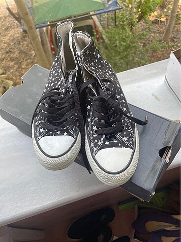 36 Beden Yıldızlı converse