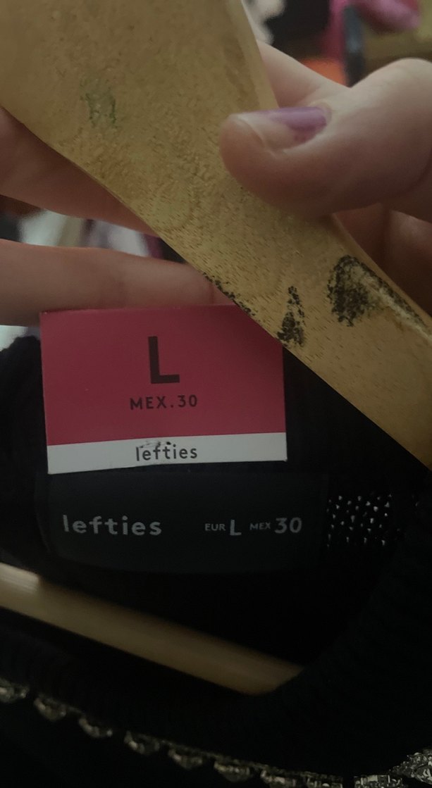 İşlemeli Siyah Örme Kadın Yelek - Görsel 3