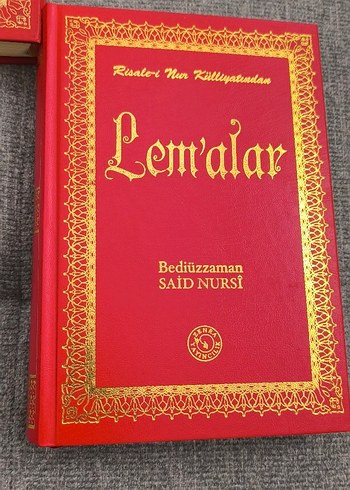 Beden Bediüzzaman Said Nursi - Mektubat-Lemalar Dini Kitap