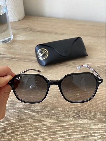 Rayban orijinal güneş gözlüğü