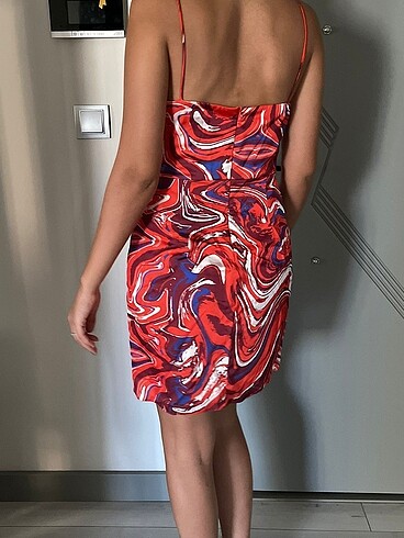 Kısa şık elbise - Görsel 5