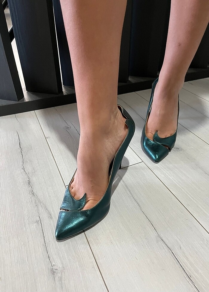 Topuklu ayakkabı - Görsel 2