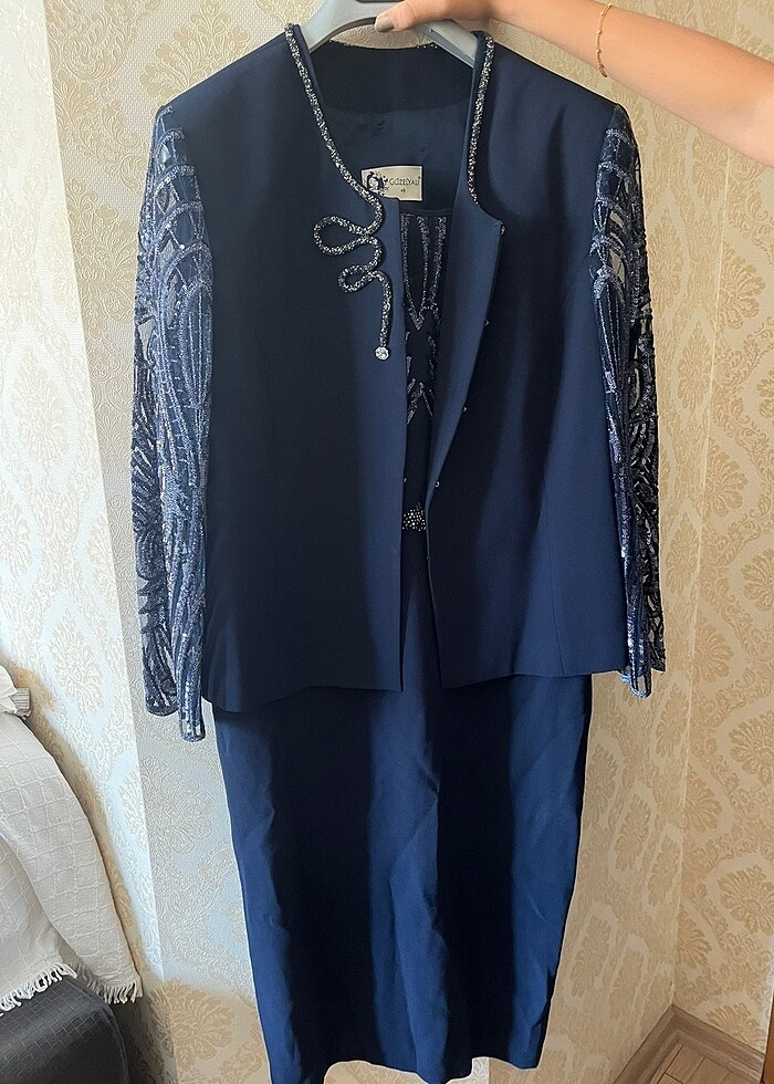 Lacivert işlemeli abiye - Görsel 3